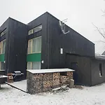 124/1 Apartment *